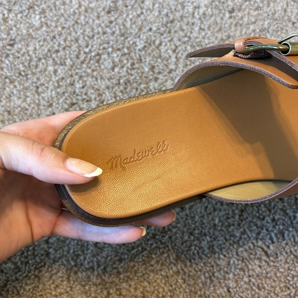 Madewell Double-Strap Sandals in Leather, size 8.5 - Picture 6 of 7